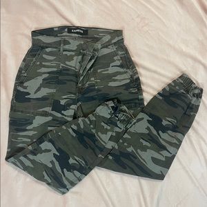 camo pants